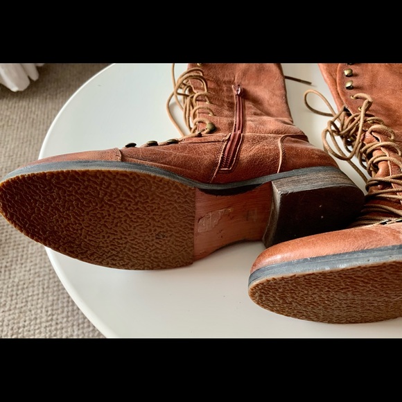 Hannah Boots - Picture 3 of 3